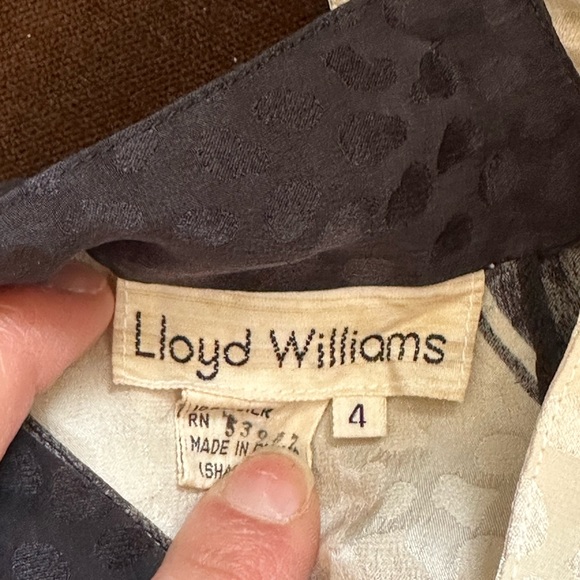 Lloyd Williams Delicate Vintage Black White Leaf Print 100% Silk Top Blouse SZ 4 - Picture 10 of 15